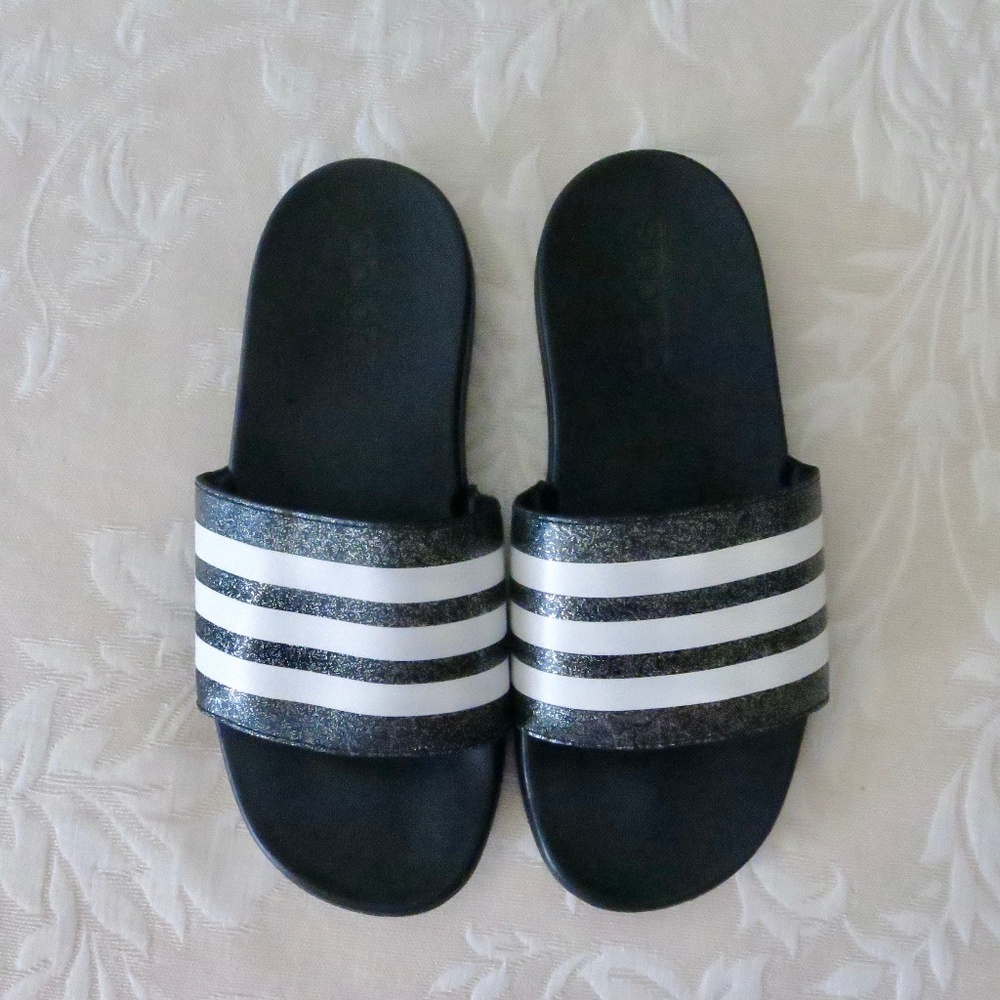 Adidas Black & White Adilette Slides Size 3